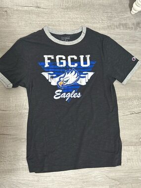 Florida Gulf Coast University Eagles FGCU black t-shirt made by Champion. Sz Med